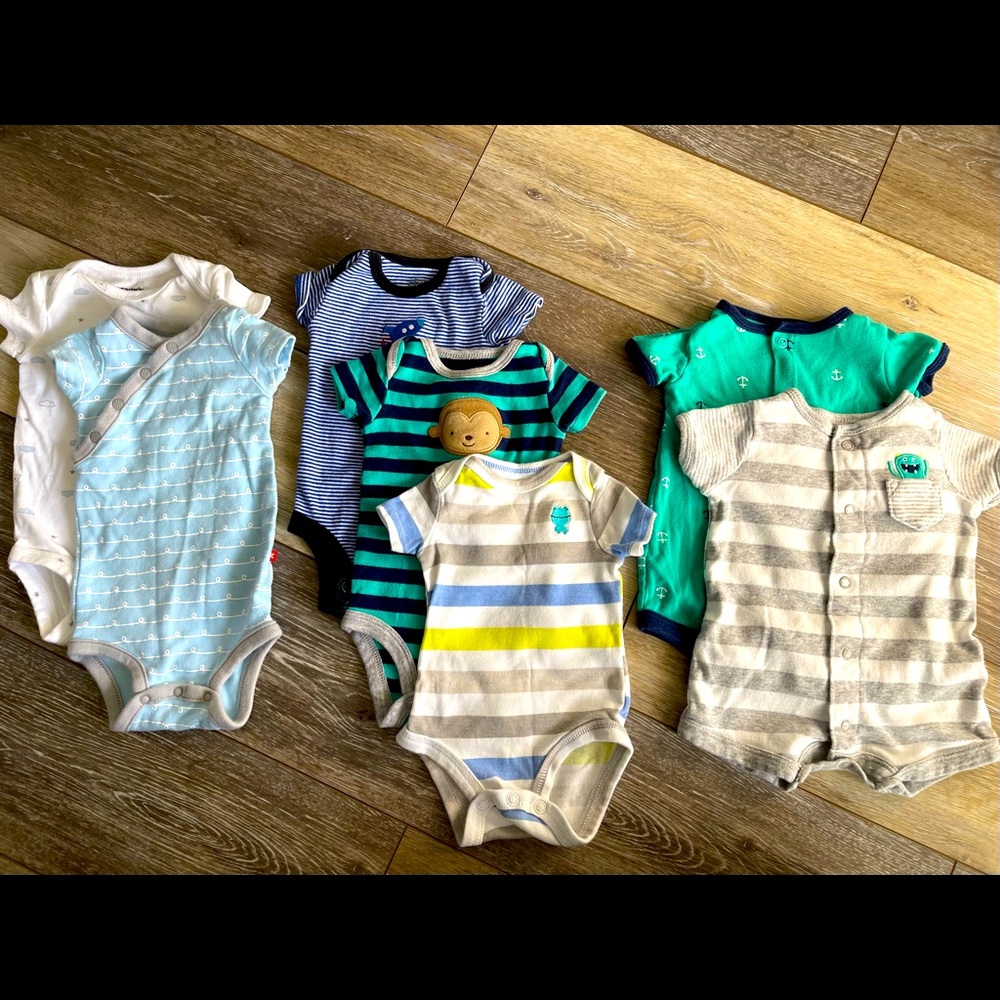 Carter’s Baby Boy Onesies 7 Piece Bundle, Size NB